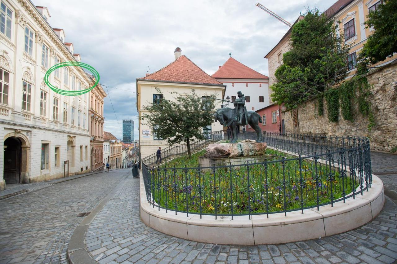 Apartment With A View Zagreb - Center Esterno foto